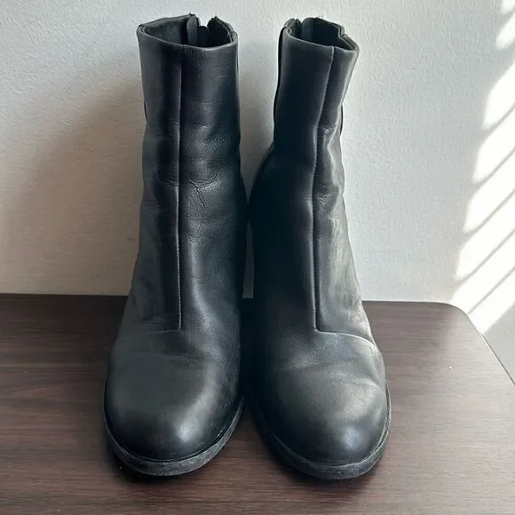 Rag & Bone Black Leather Heeled Ankle Booties Sz 40 - Picture 3 of 7